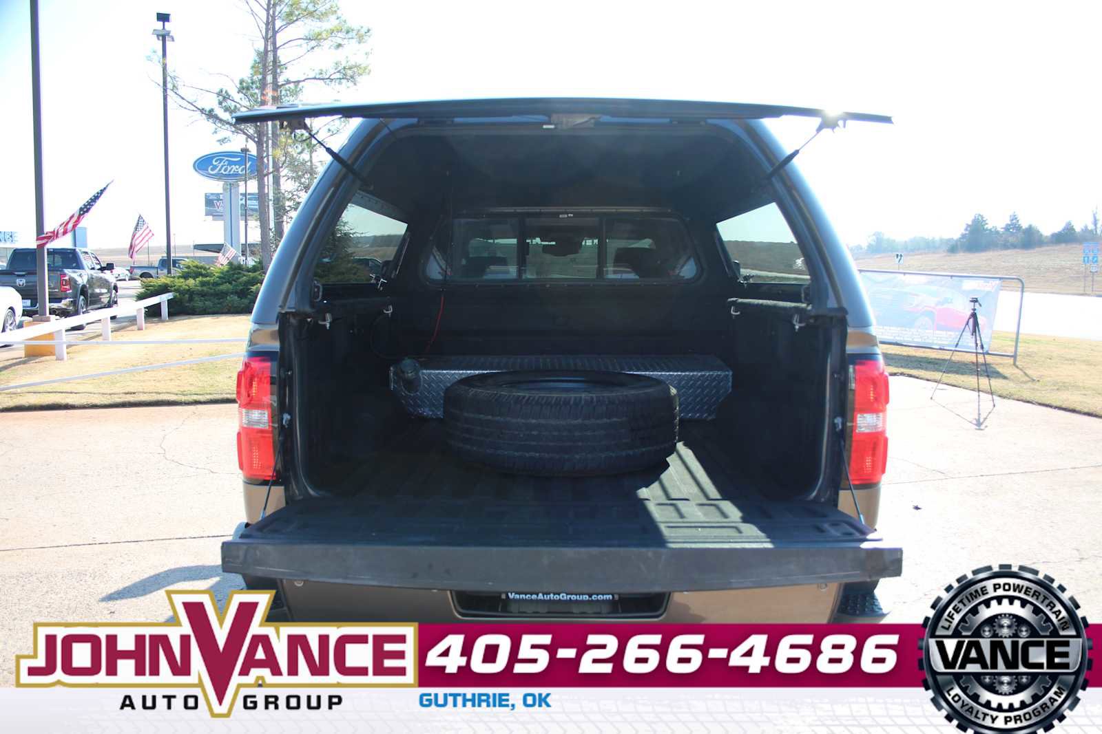 Used 2015 GMC Sierra 2500 Denali w/ Duramax Plus Package image 10