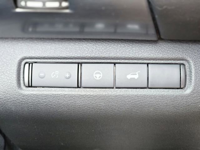 Certified 2024 Nissan Pathfinder SL FWD image 20