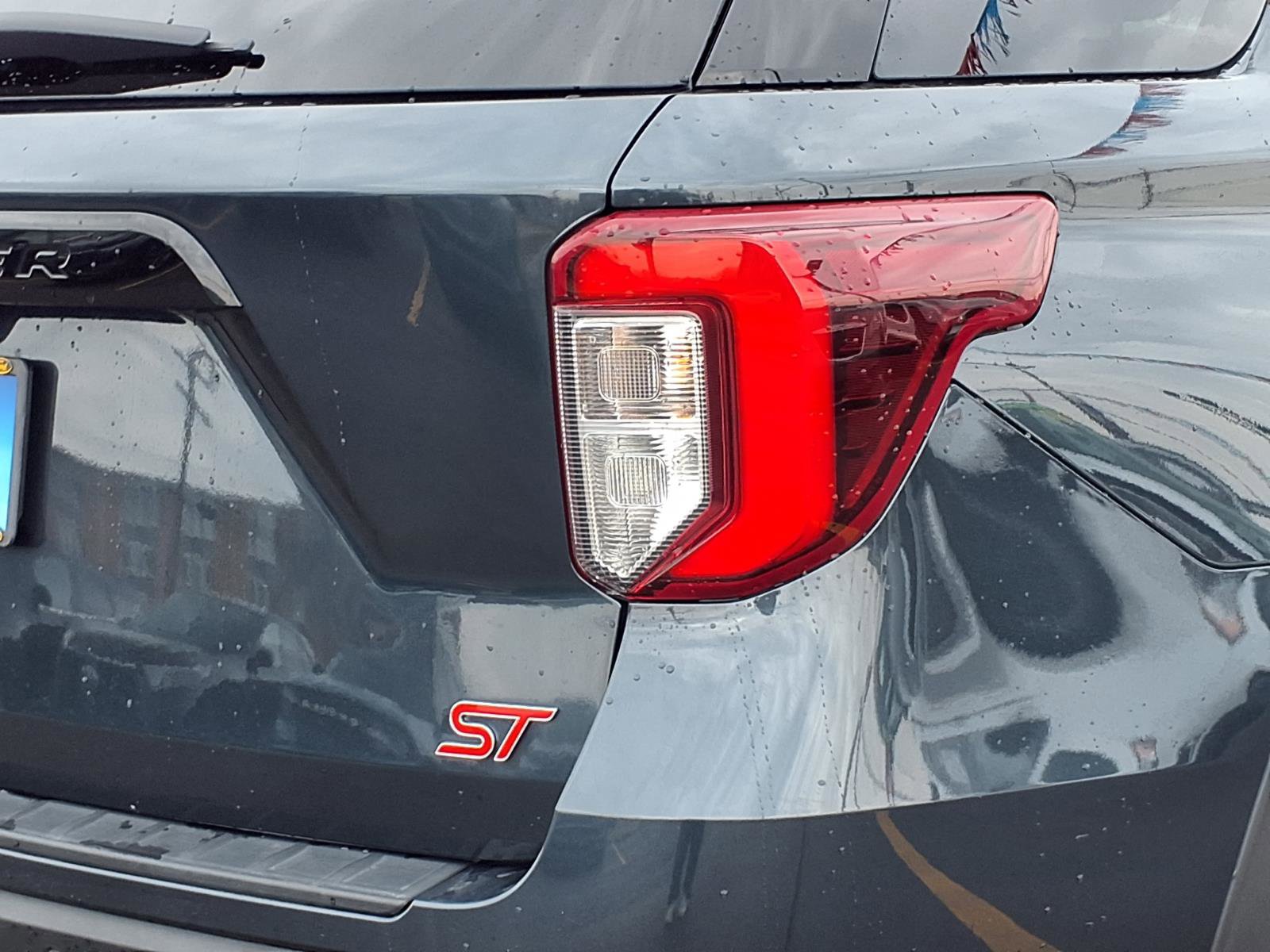 Used 2023 Ford Explorer ST w/ Equipment Group 401A AWD/4WD image 29