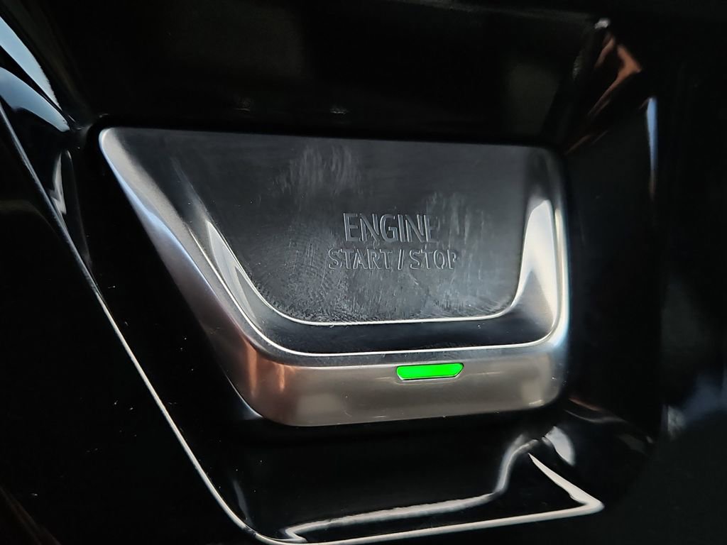 Used 2025 GMC Sierra 2500 AT4 image 26