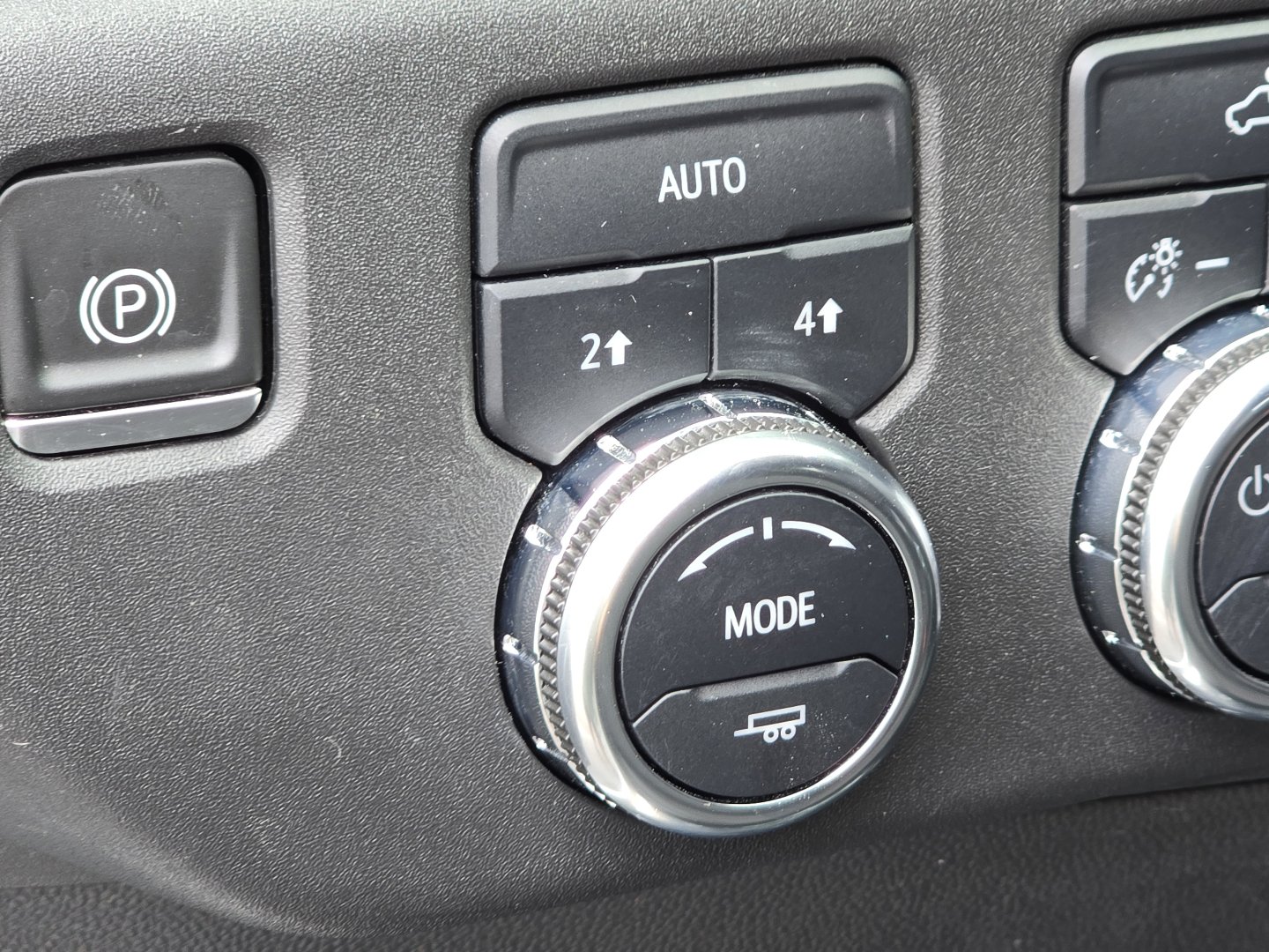 Certified 2022 GMC Sierra 1500 Elevation AWD/4WD image 13