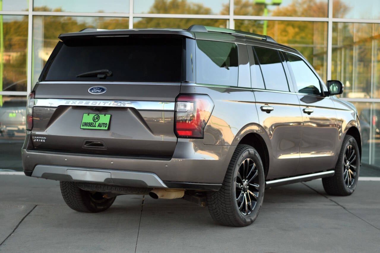 Used 2019 Ford Expedition Limited w/ Equipment Group 301A image 8