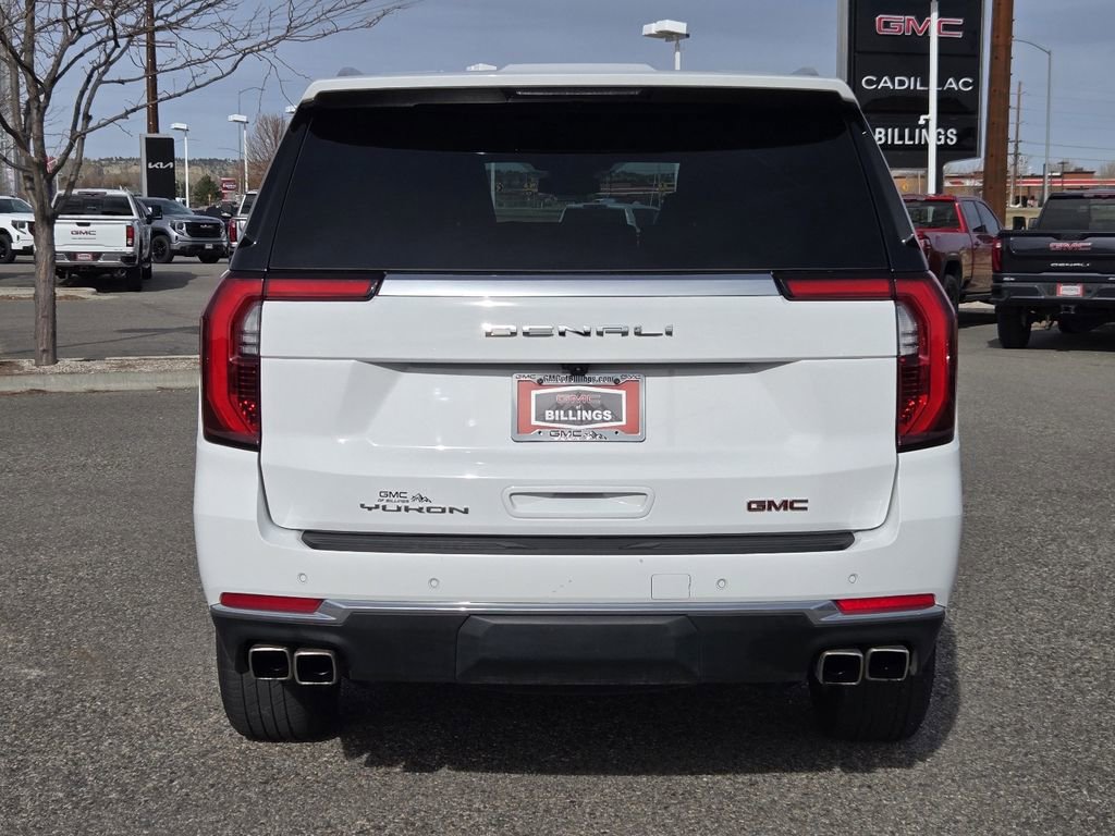 Used 2025 GMC Yukon Denali AWD/4WD image 43