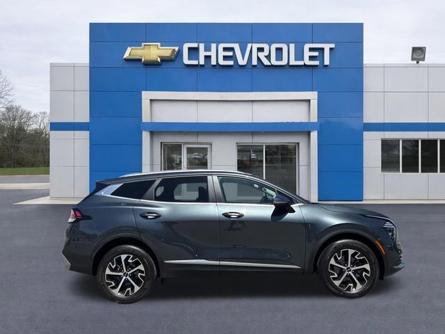 Used 2024 Kia Sportage EX AWD/4WD image 7