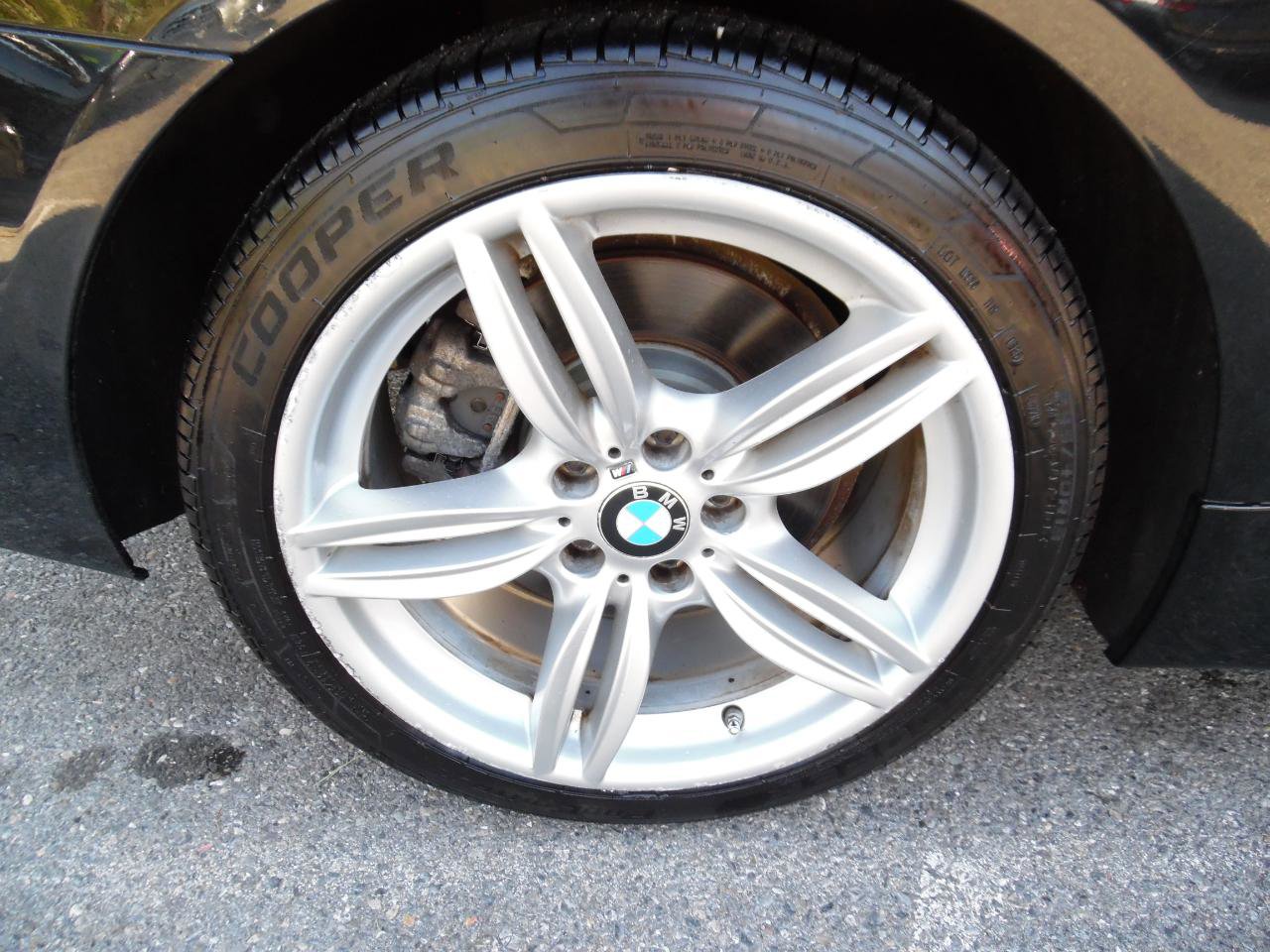 Used 2012 BMW 550i xDrive Sedan image 24