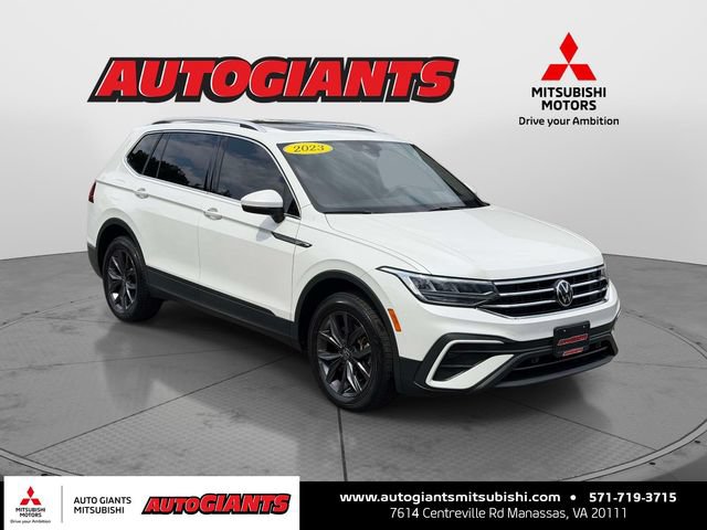 Used 2023 Volkswagen Tiguan SE w/ Panoramic Sunroof Package