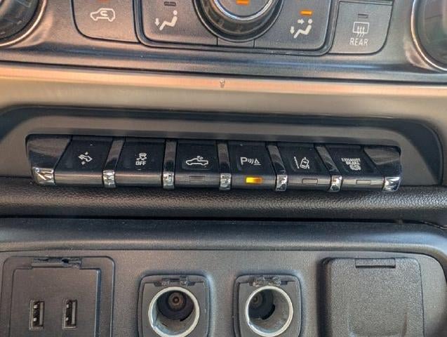 Used 2017 GMC Sierra 3500 Denali AWD/4WD image 30