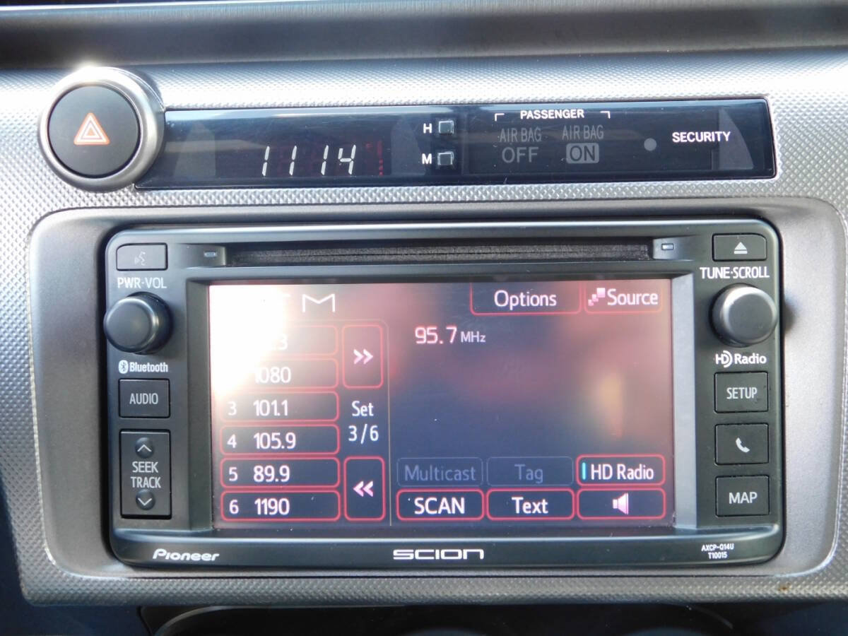 Used 2014 Scion tC FWD image 12