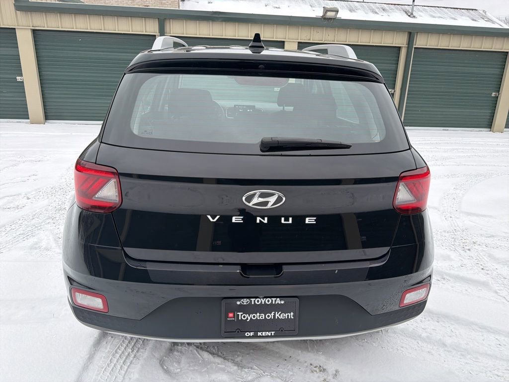 Used 2021 Hyundai Venue SEL image 5