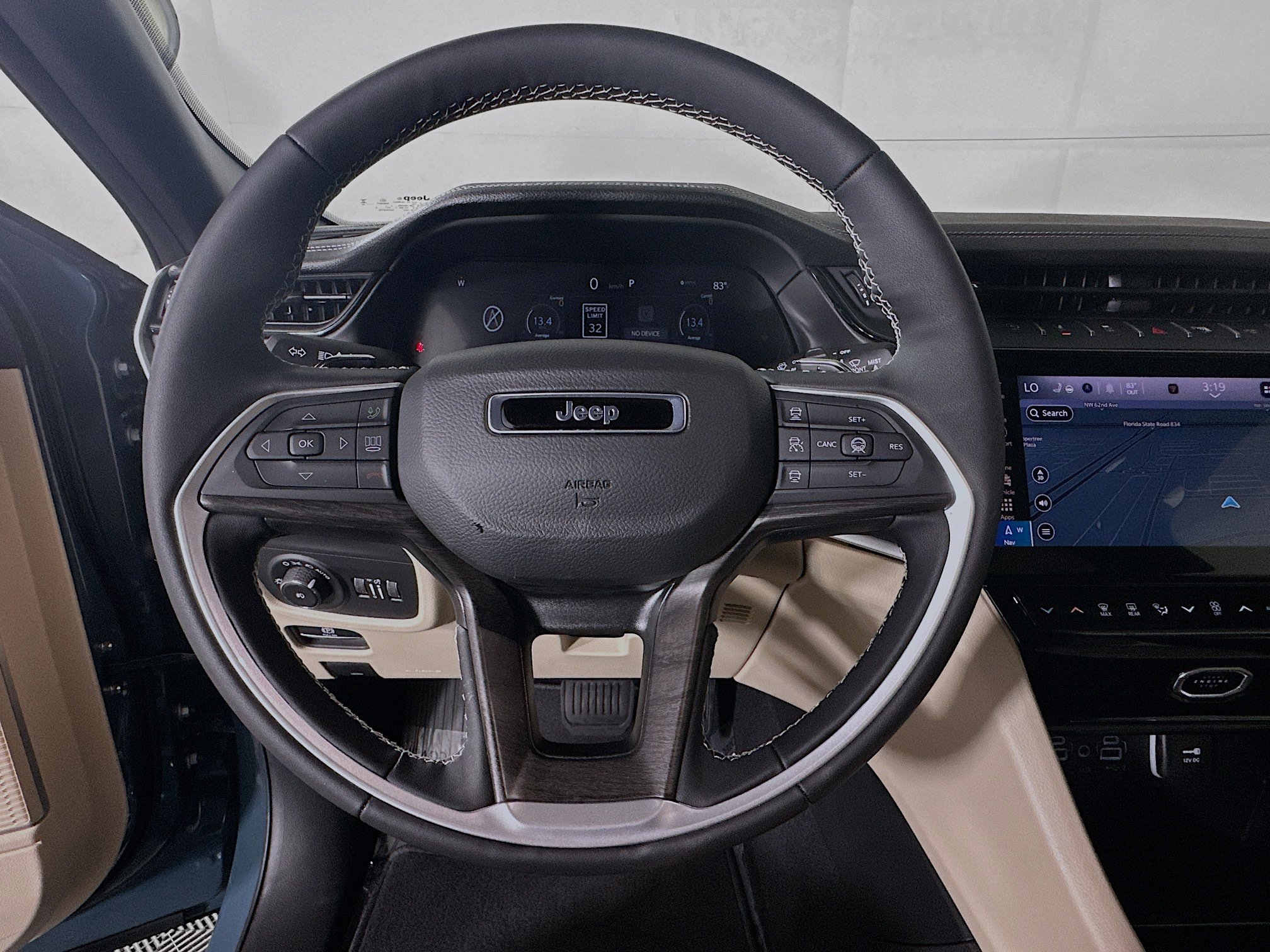 Used 2026 Jeep Grand Cherokee L Limited RWD image 15
