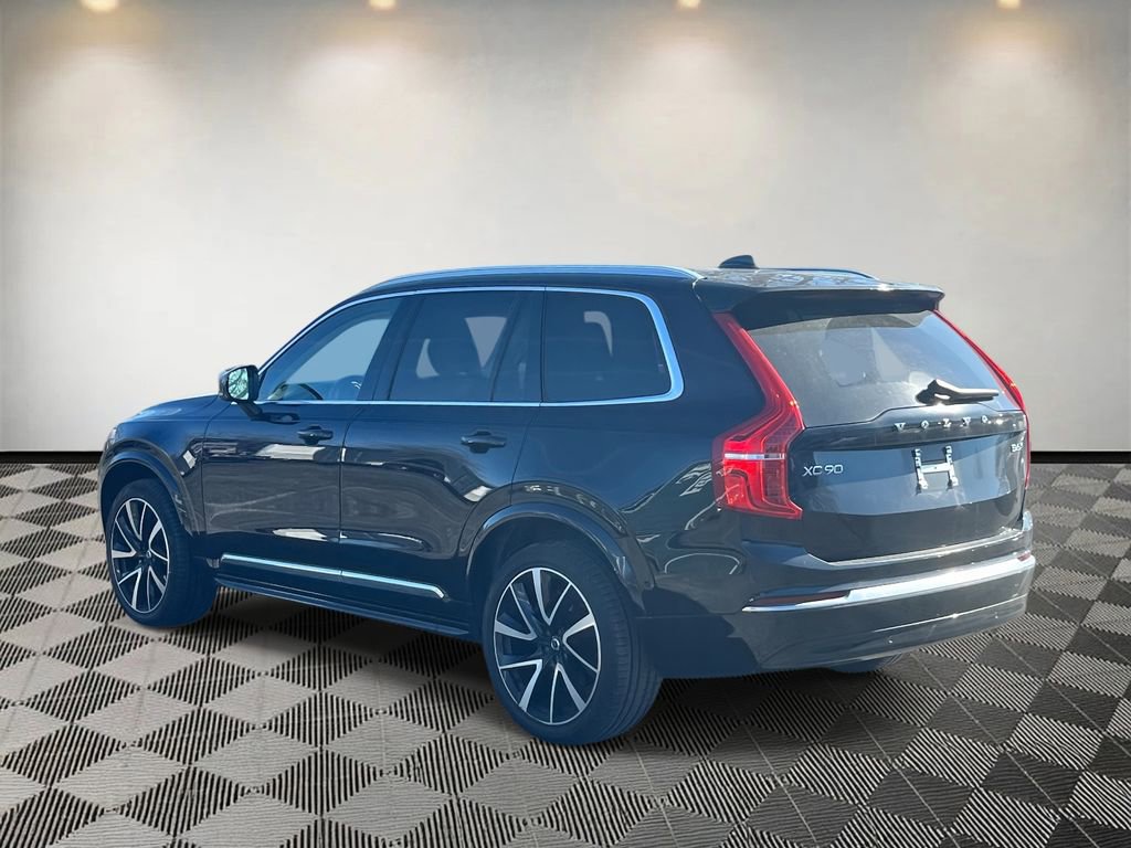 Used 2023 Volvo XC90 B6 Plus image 5