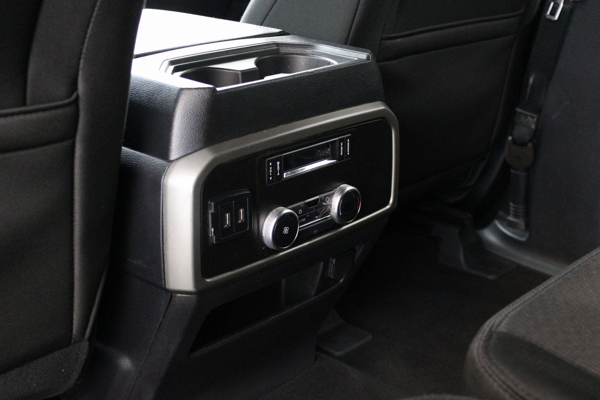 Used 2020 Ford Expedition XLT image 20