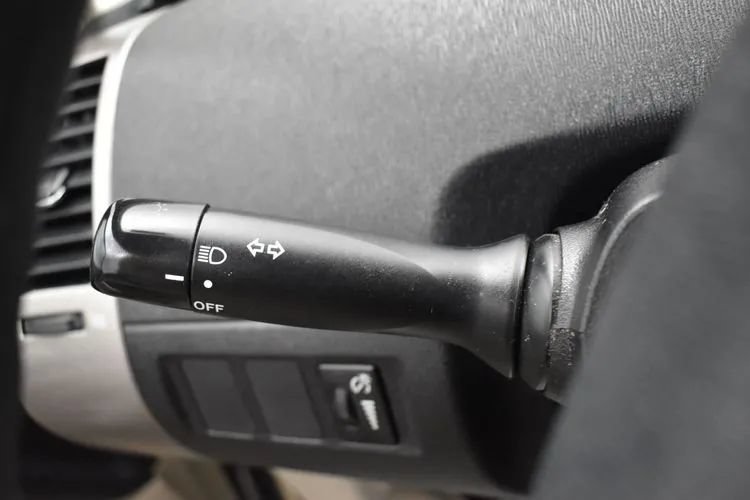 Used 2006 Toyota Prius FWD image 25