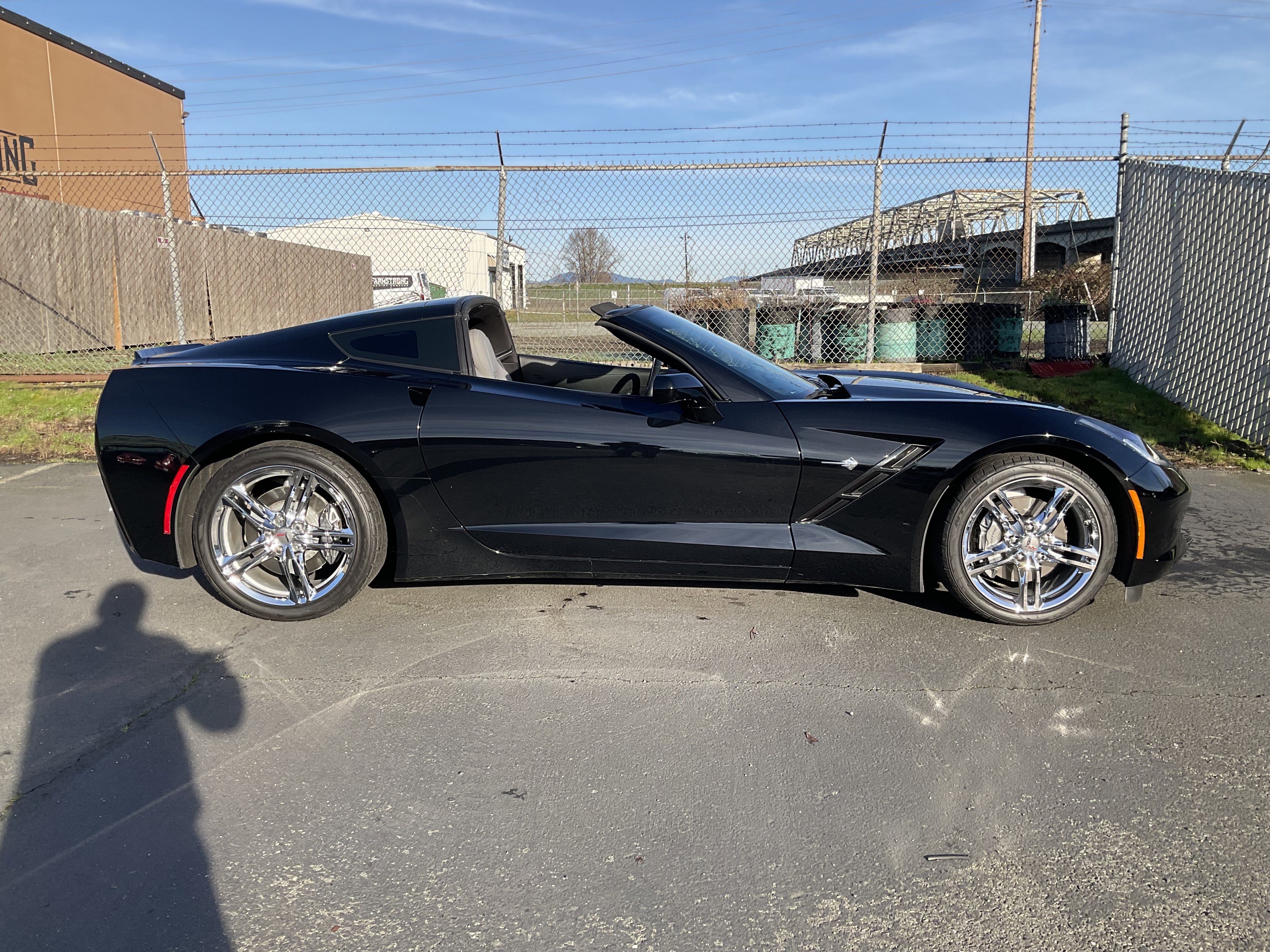 Used 2016 Chevrolet Corvette Stingray Coupe w/ 2LT Preferred Equipment Group image 7