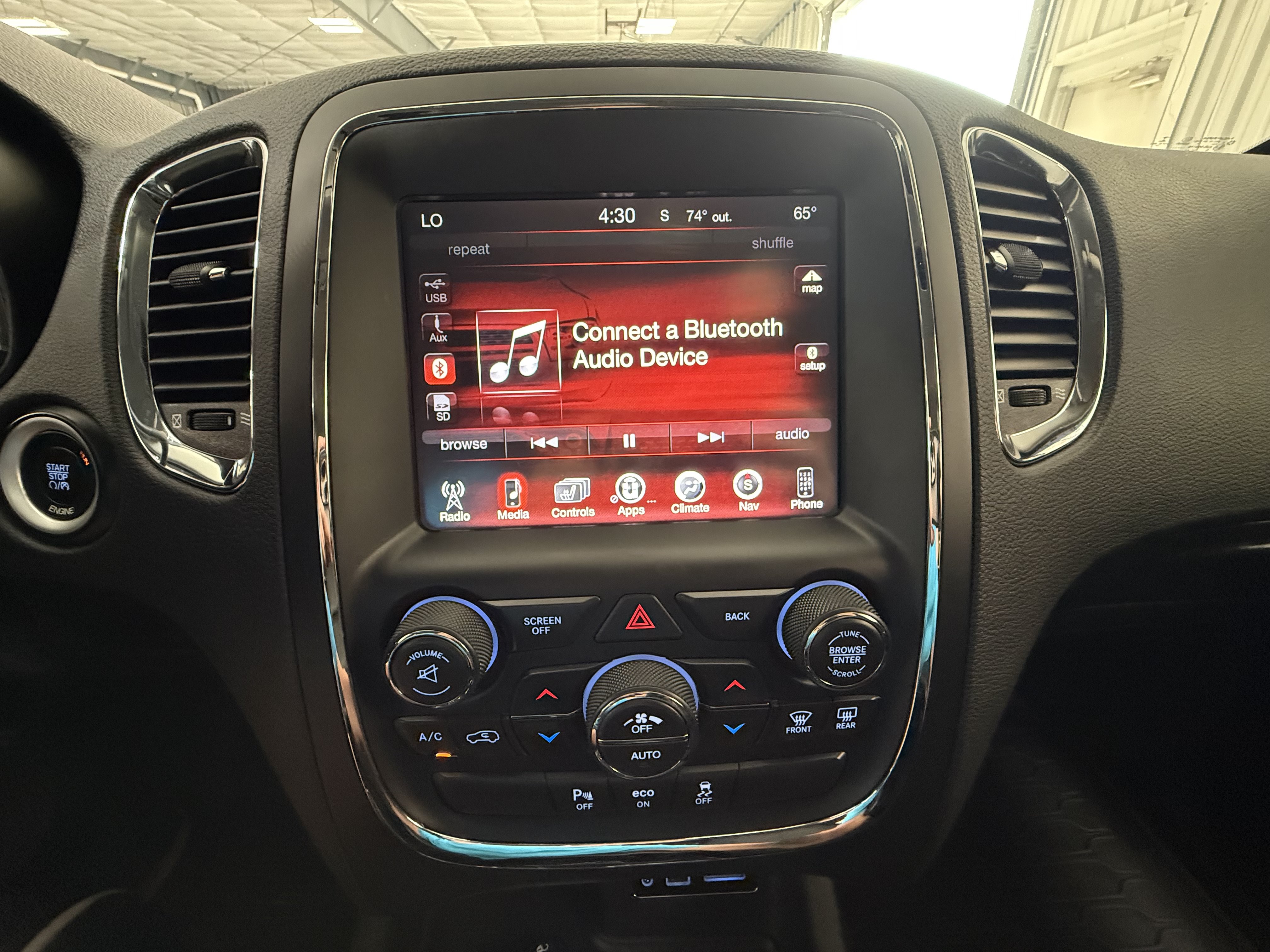 Used 2015 Dodge Durango Limited w/ Nav & Power Liftgate Group AWD/4WD image 29