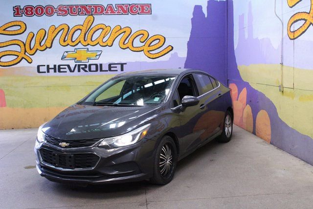 Used 2016 Chevrolet Cruze LT image 2