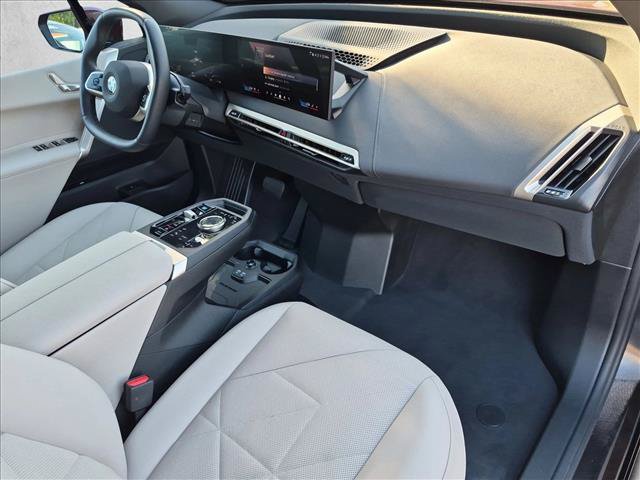 Used 2026 BMW iX xDrive45 AWD/4WD image 22