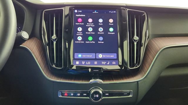 Certified 2023 Volvo XC60 T8 Plus AWD/4WD image 20