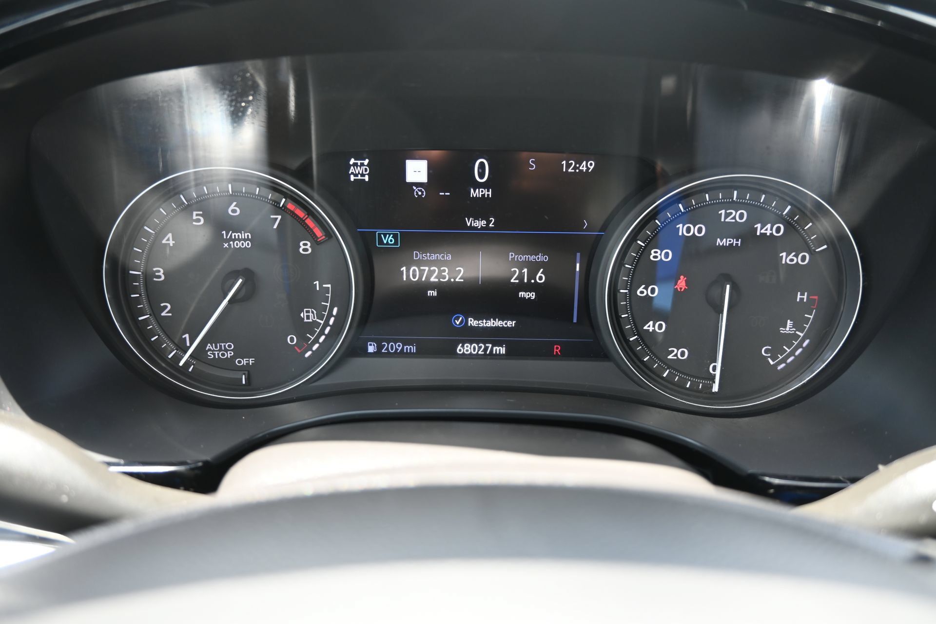 Used 2024 Cadillac XT6 Premium Luxury w/ Technology Package AWD/4WD image 12