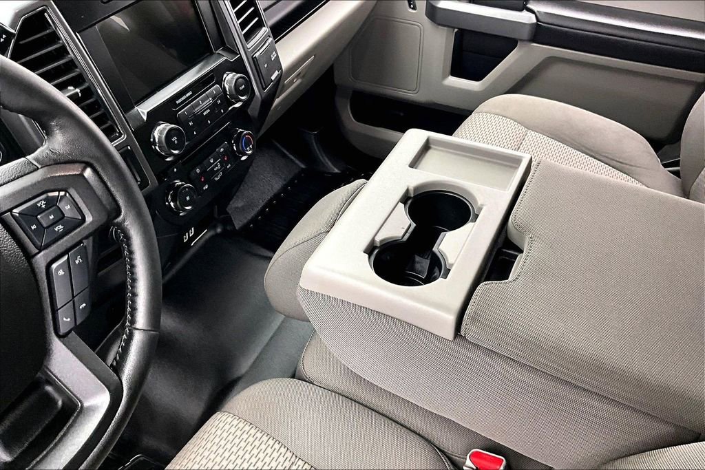Used 2017 Ford F150 XLT w/ Equipment Group 302A Luxury AWD/4WD image 15