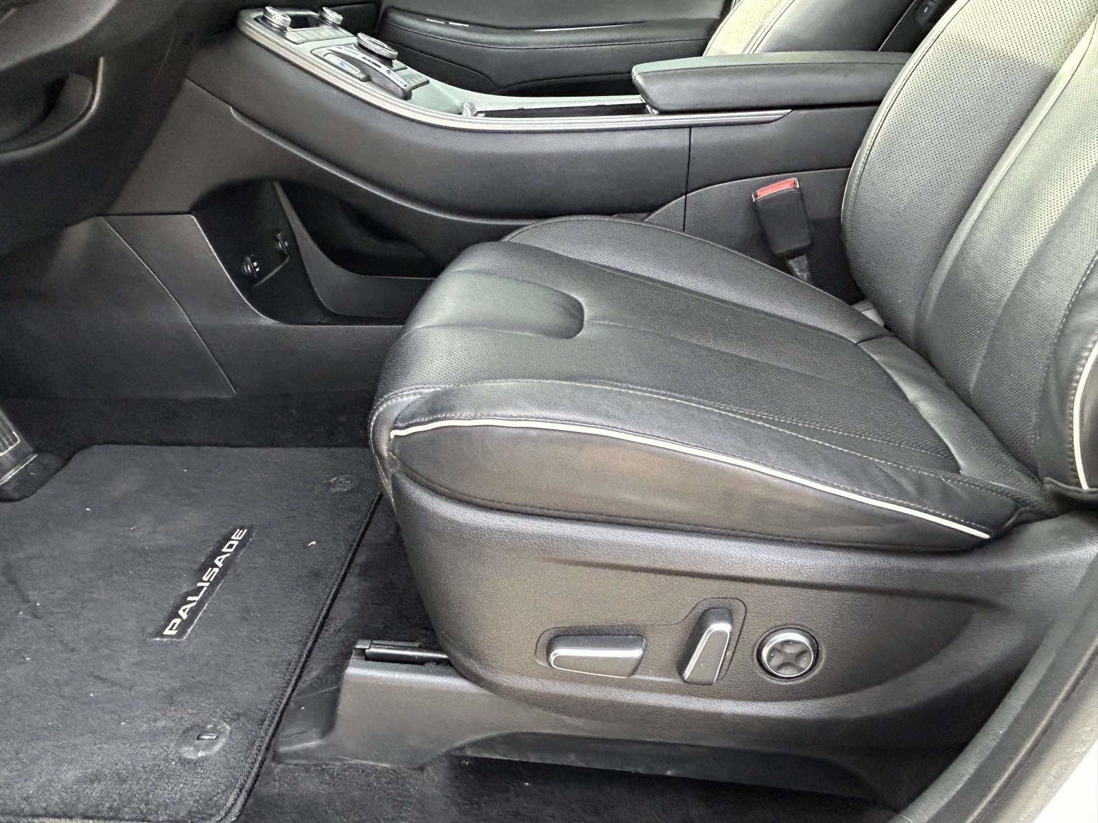 Used 2023 Hyundai Palisade SEL image 21