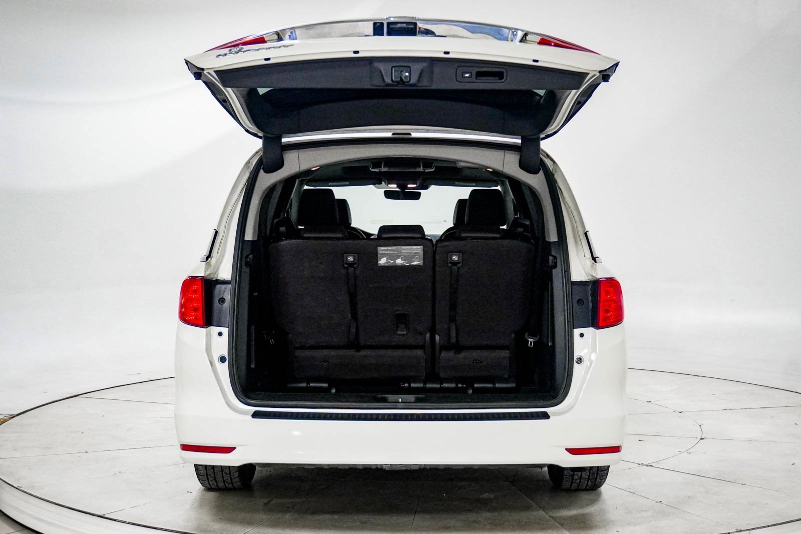 Used 2018 Honda Odyssey EX-L image 8