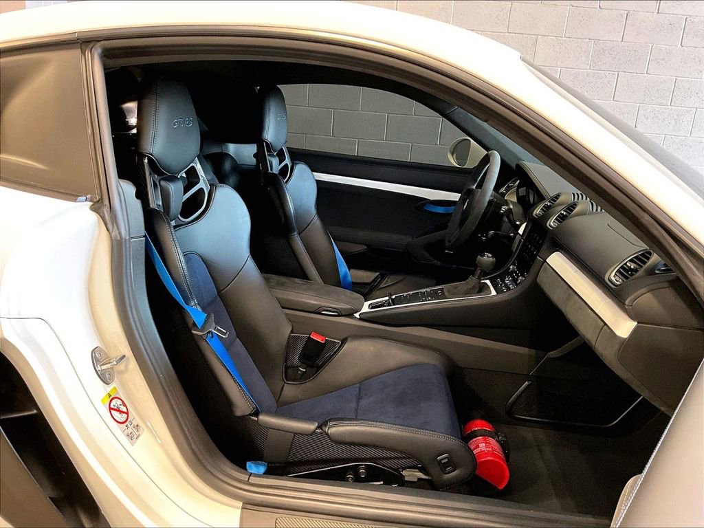 Certified 2024 Porsche 718 Cayman GT4 RS image 11