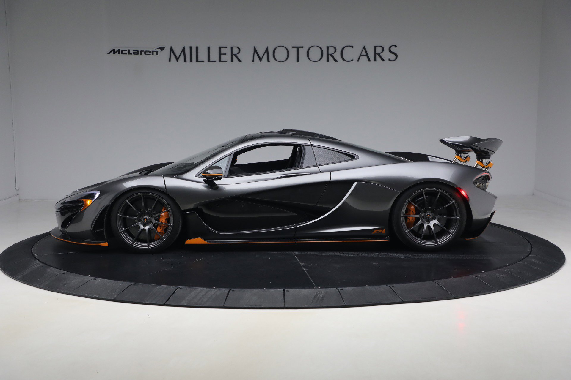 Used 2014 McLaren P1 image 3