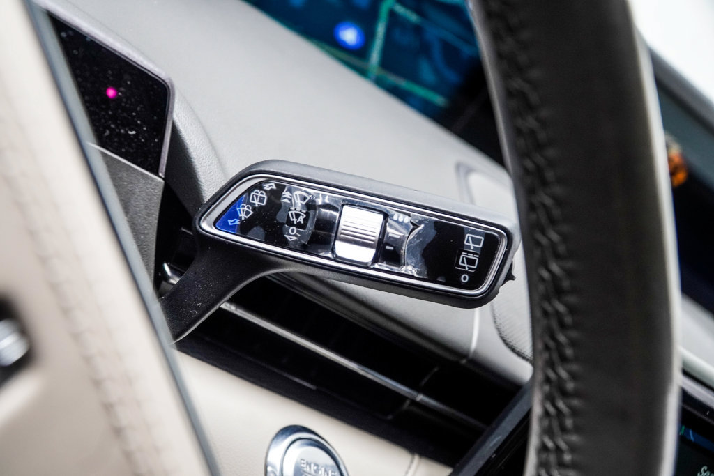 Used 2025 Lincoln Nautilus Premier AWD/4WD image 43