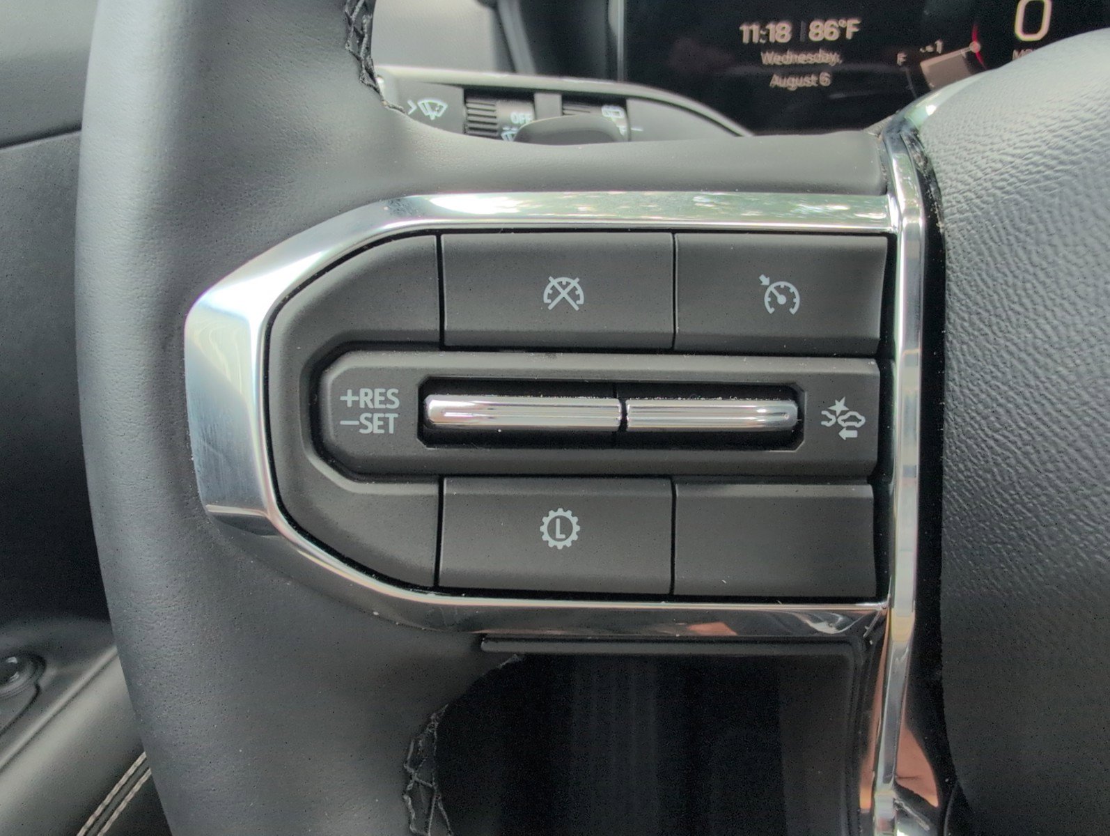 Used 2025 GMC Terrain Elevation image 23