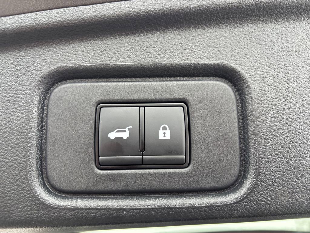 Used 2024 Nissan Pathfinder SL image 14