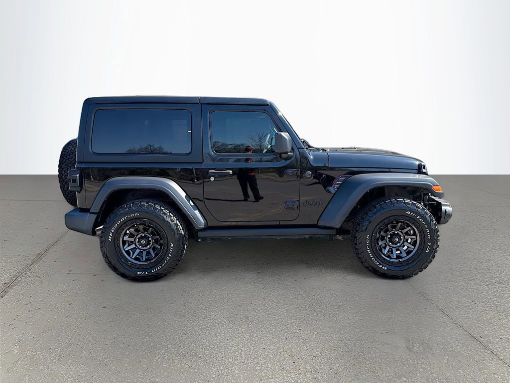 Used 2024 Jeep Wrangler Sport S image 3
