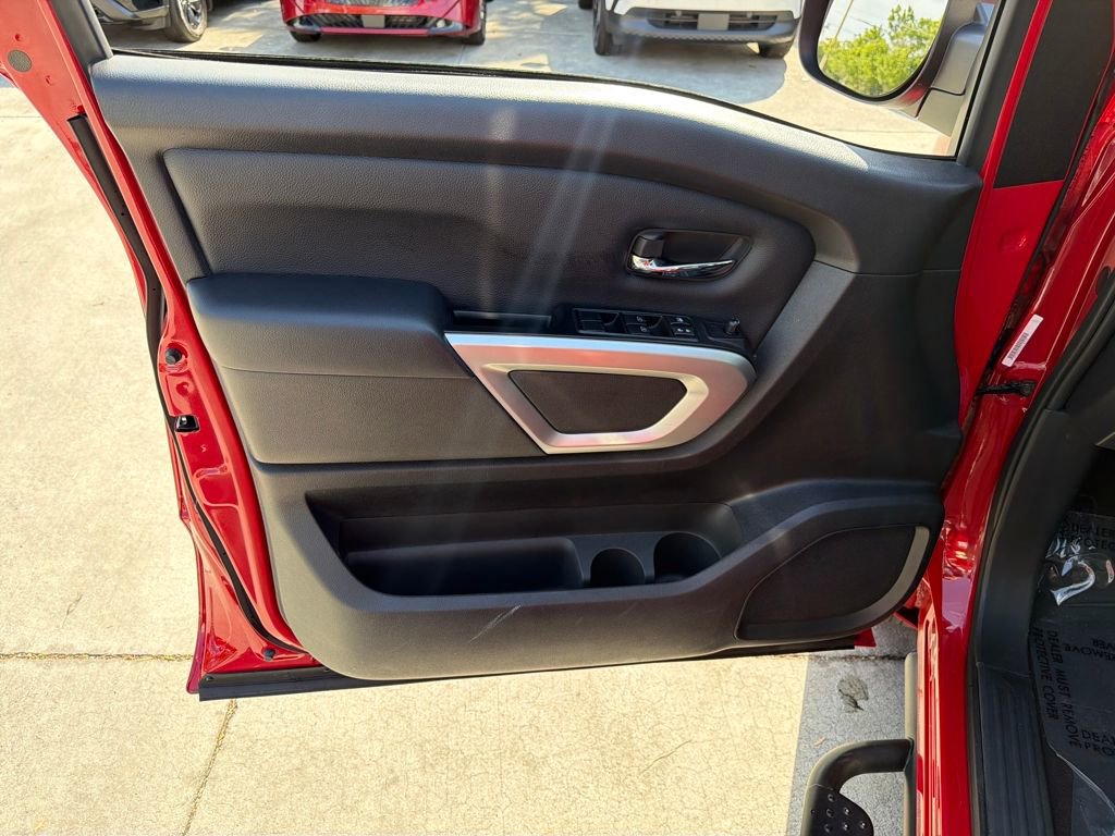 Used 2024 Nissan Titan SV w/ Accessory Utility Package image 16