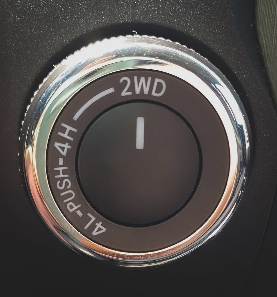 Used 2016 Toyota Tundra SR AWD/4WD image 9