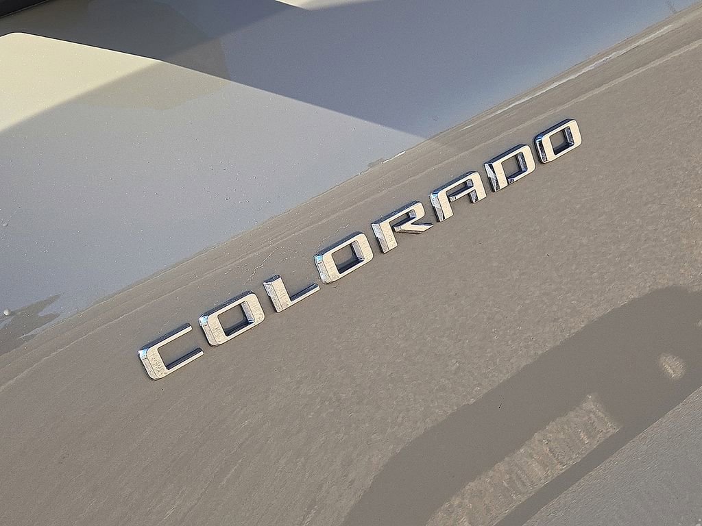 Used 2024 Chevrolet Colorado ZR2 w/ Technology Package image 12