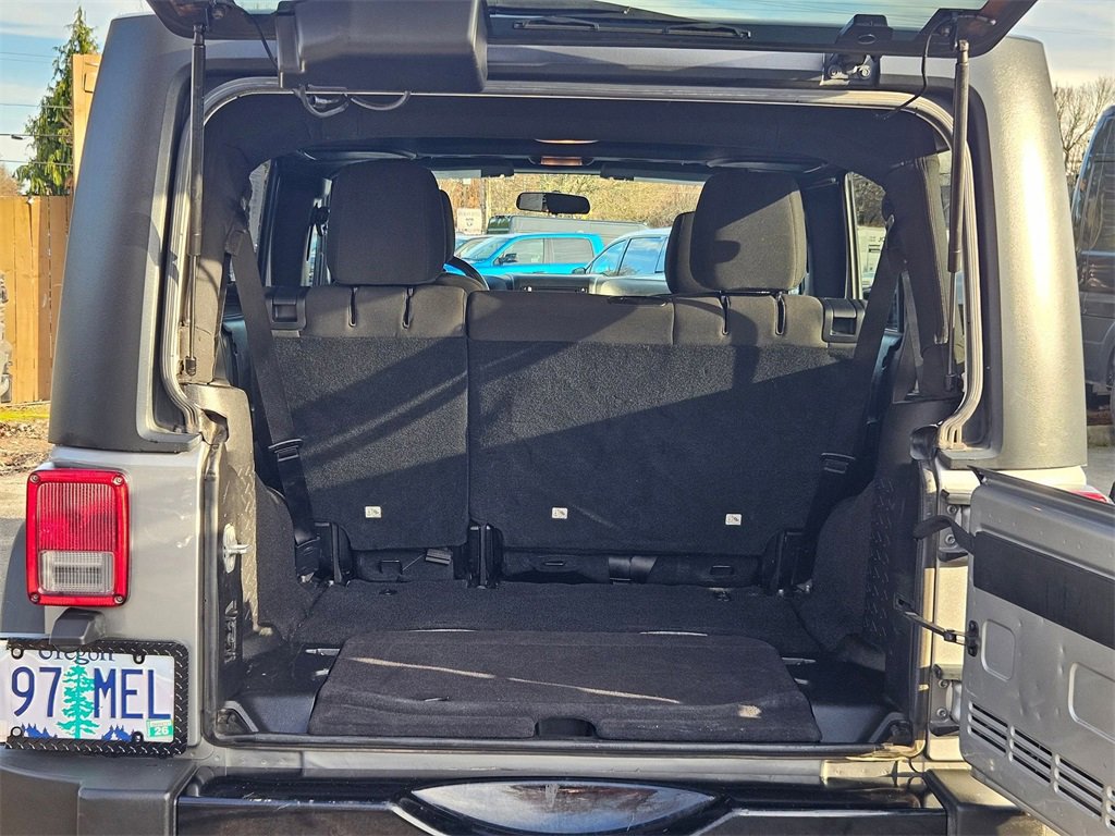 Used 2016 Jeep Wrangler Unlimited Sport image 10