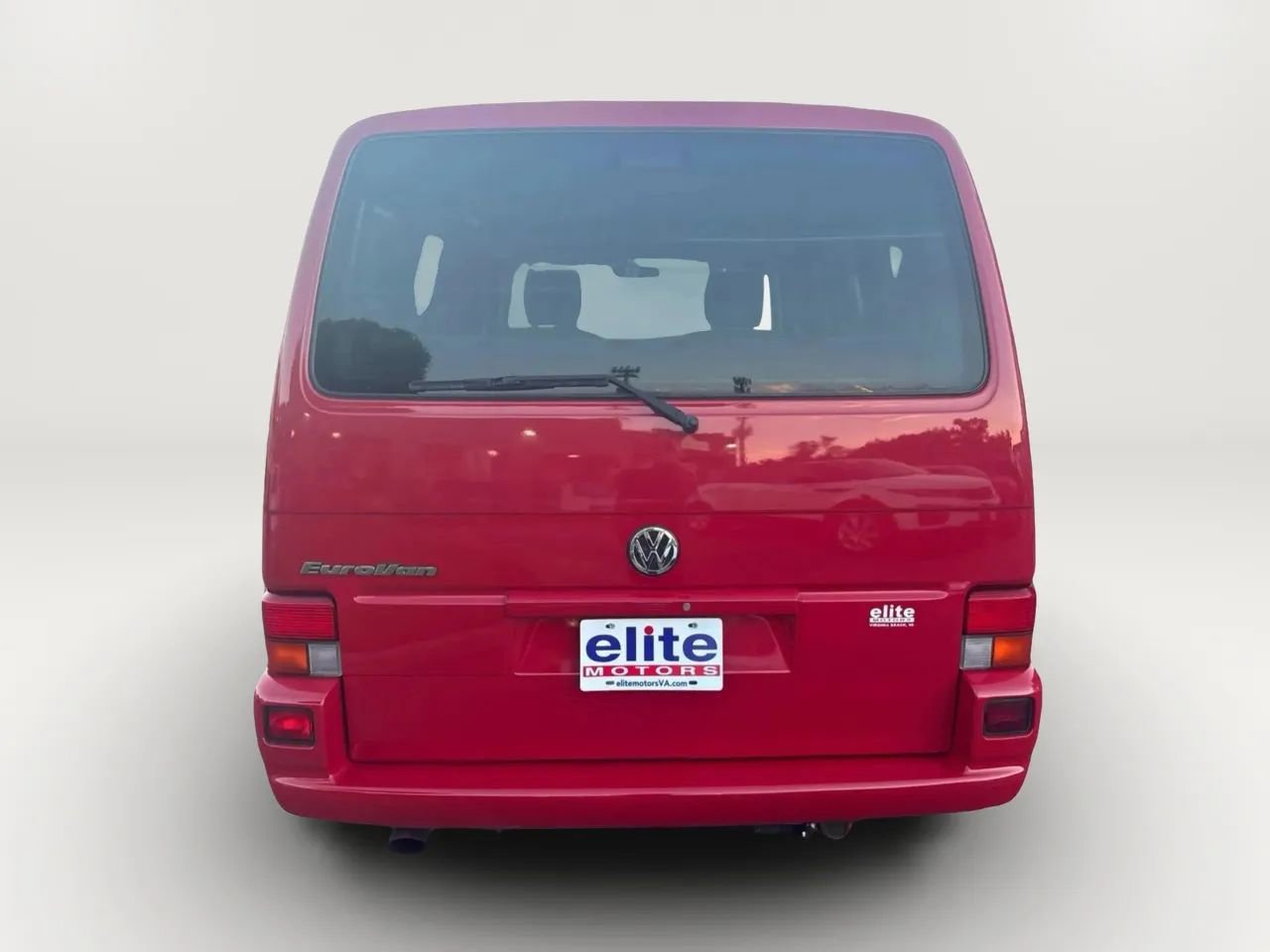 Used 2002 Volkswagen Eurovan MV image 6