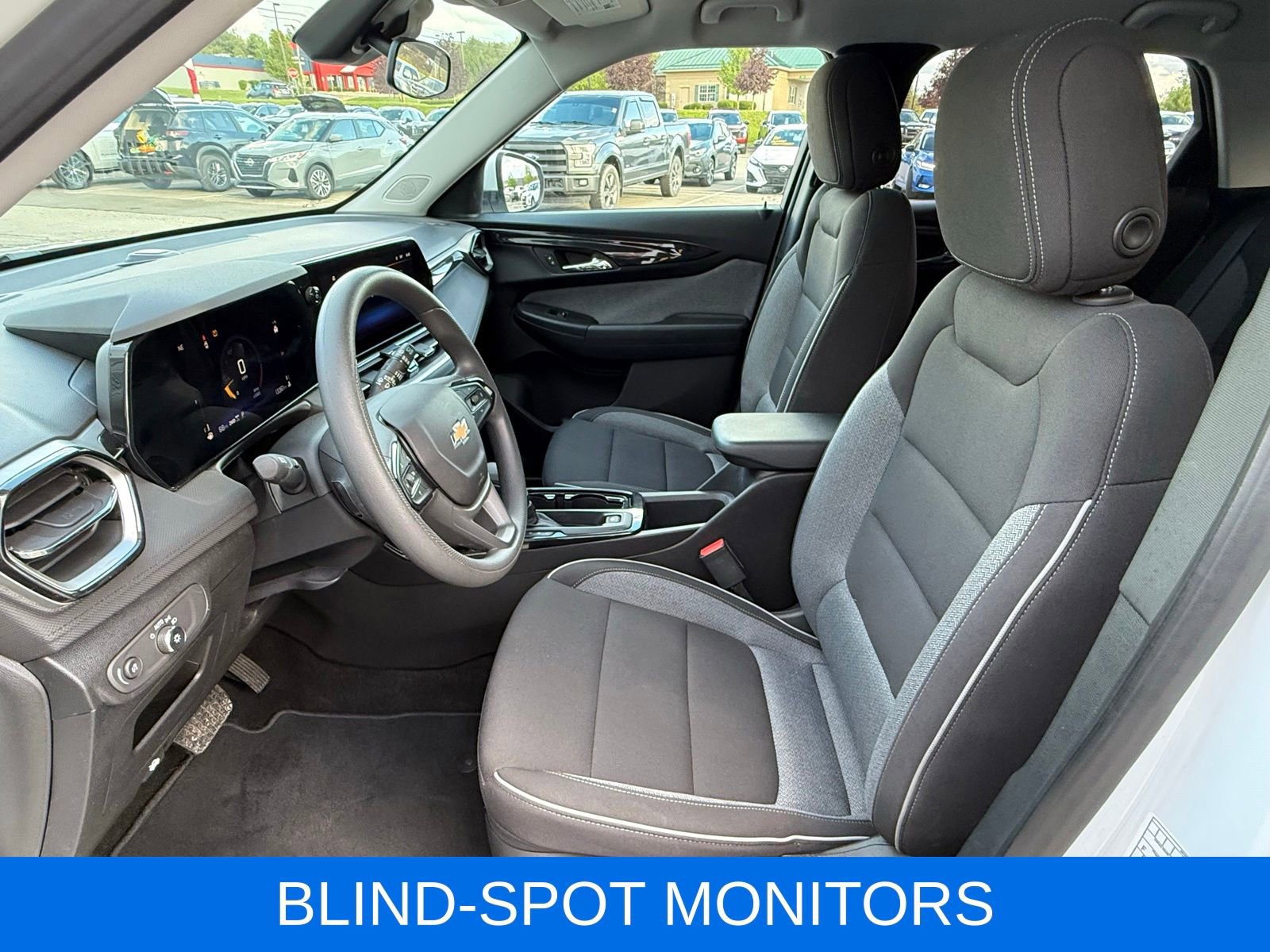 Used 2025 Chevrolet TrailBlazer LT AWD/4WD image 15