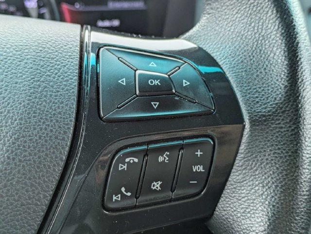 Used 2017 Ford Explorer XLT w/ Equipment Group 202A FWD image 25