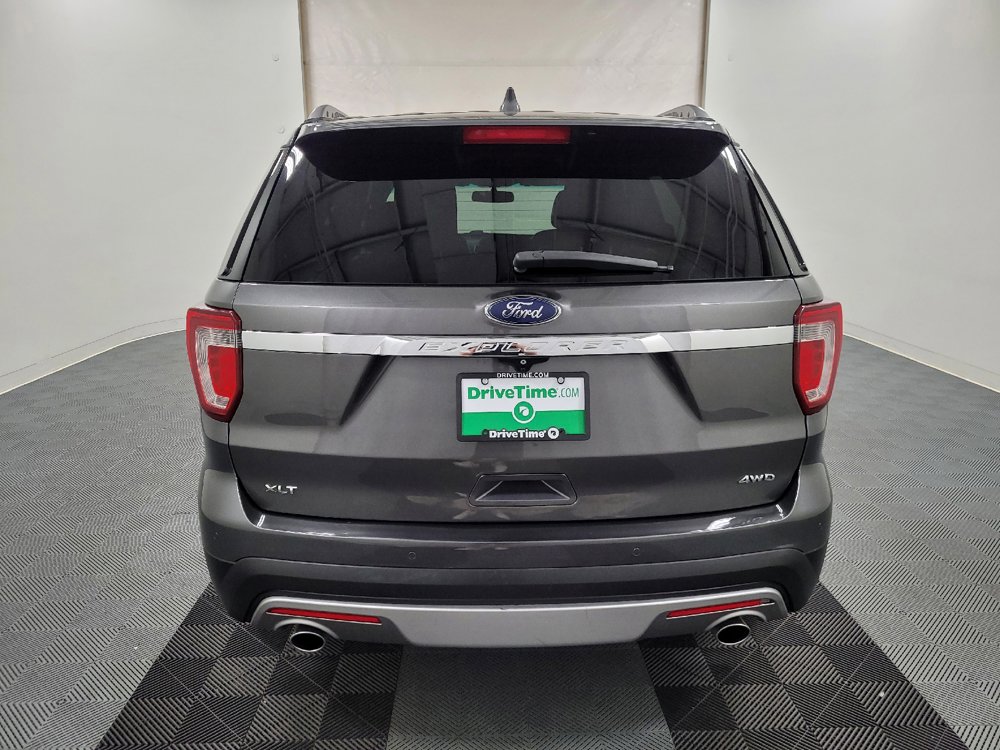 Used 2016 Ford Explorer XLT w/ Equipment Group 202A AWD/4WD image 6
