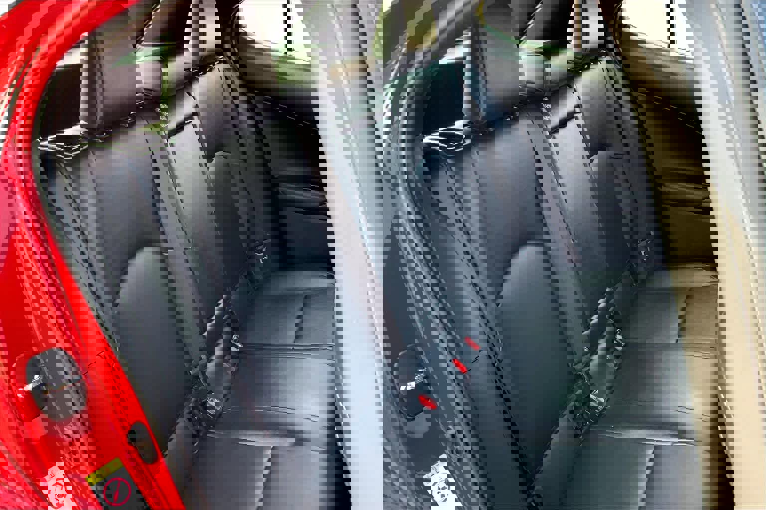 Used 2019 Lexus UX 250h w/ Premium Package image 20