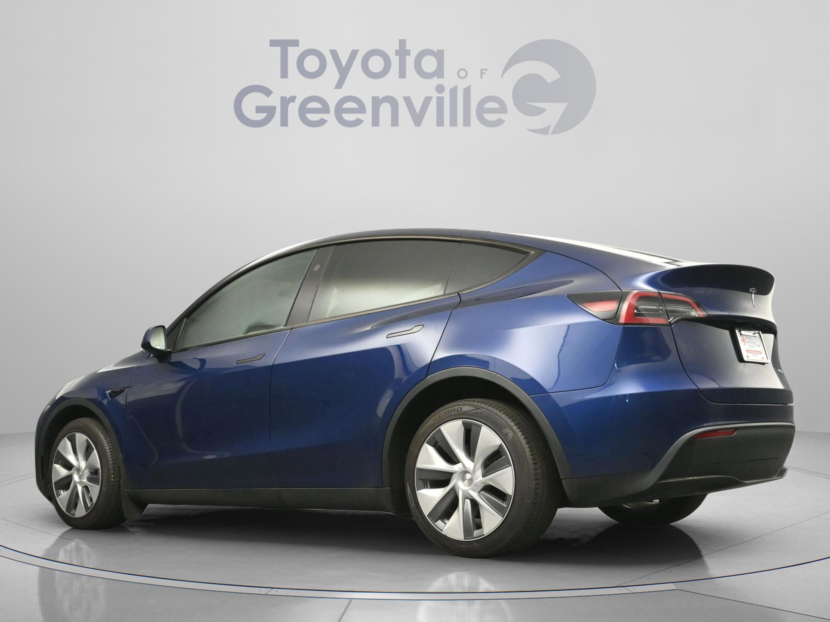 Used 2024 Tesla Model Y Long Range image 9