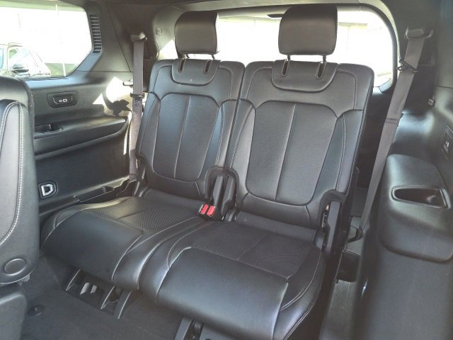 Used 2024 Jeep Grand Cherokee L Limited w/ Luxury Tech Group II image 39