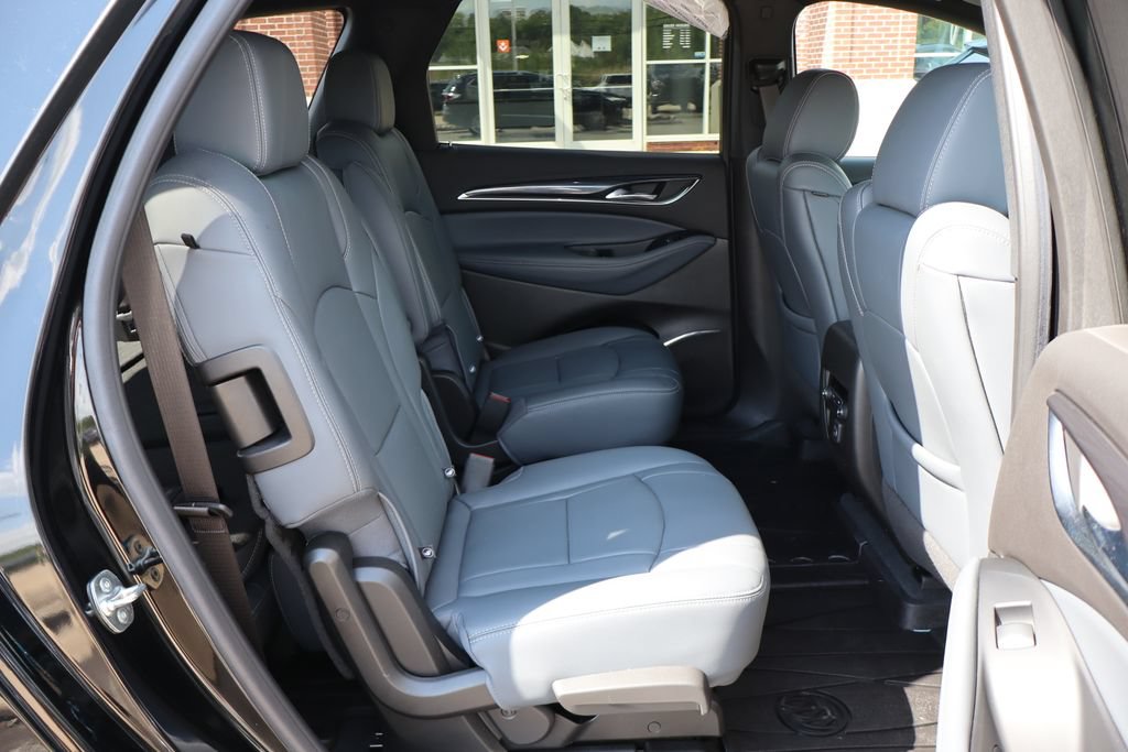 Certified 2024 Buick Enclave Essence w/ Technology Package AWD/4WD image 43