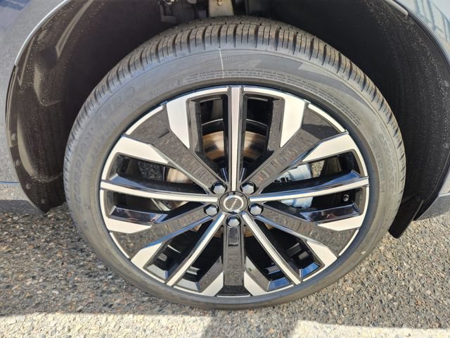 New 2026 Volvo XC60 B5 Ultra w/ Climate Package AWD/4WD image 19