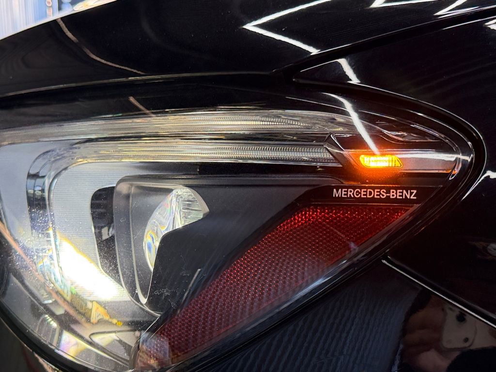 Used 2020 Mercedes-Benz GLE 350 4MATIC w/ 3rd Row Seat Package image 18