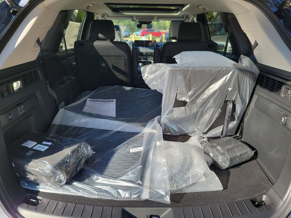 New 2026 MAZDA CX-90 Plug-In Hybrid w/Premium Sport image 9