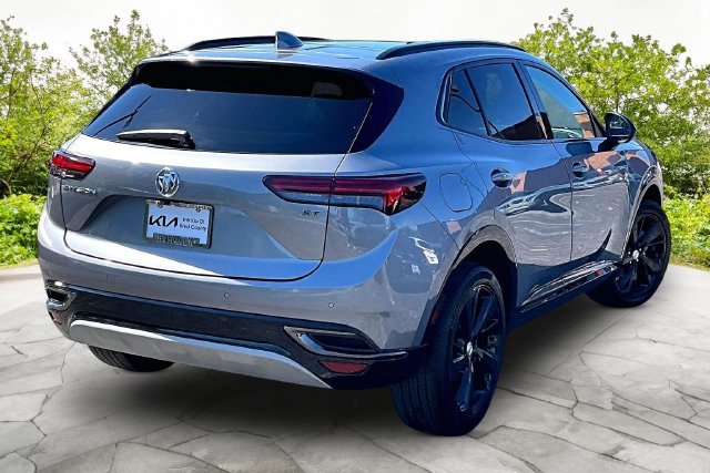 Used 2021 Buick Envision Essence w/ Sport Touring Package FWD image 2