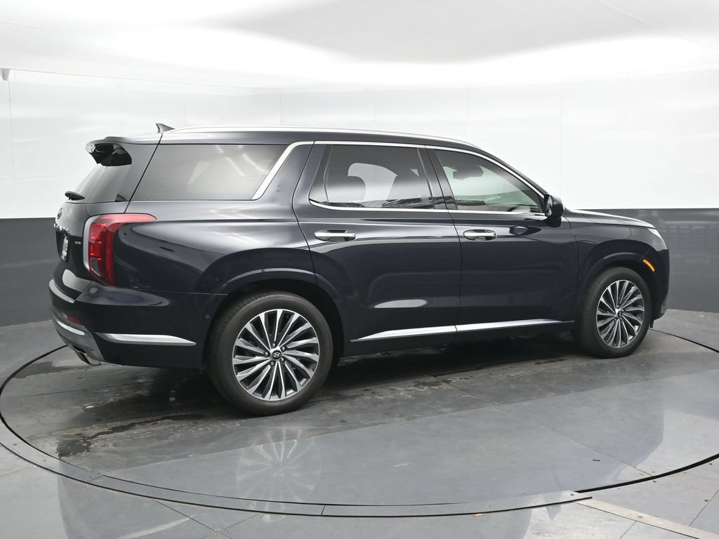 Used 2023 Hyundai Palisade Calligraphy AWD/4WD image 3