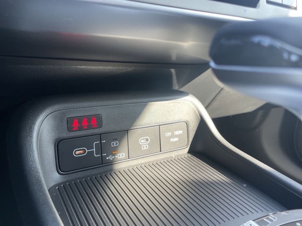 New 2024 Hyundai Kona SEL w/ Convenience Package image 23